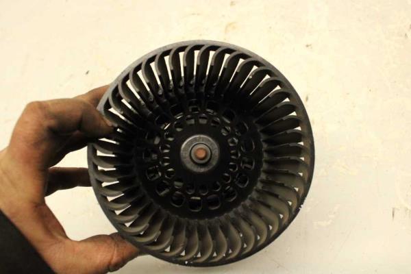 VENTILATEUR DE CHAUFFAGE CITROEN / PEUGEOT - Vue 4